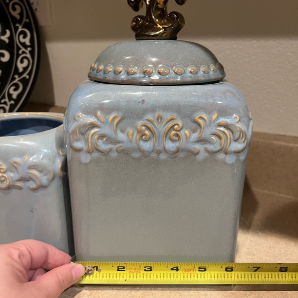 Blue Jars - Picture 3 of 6